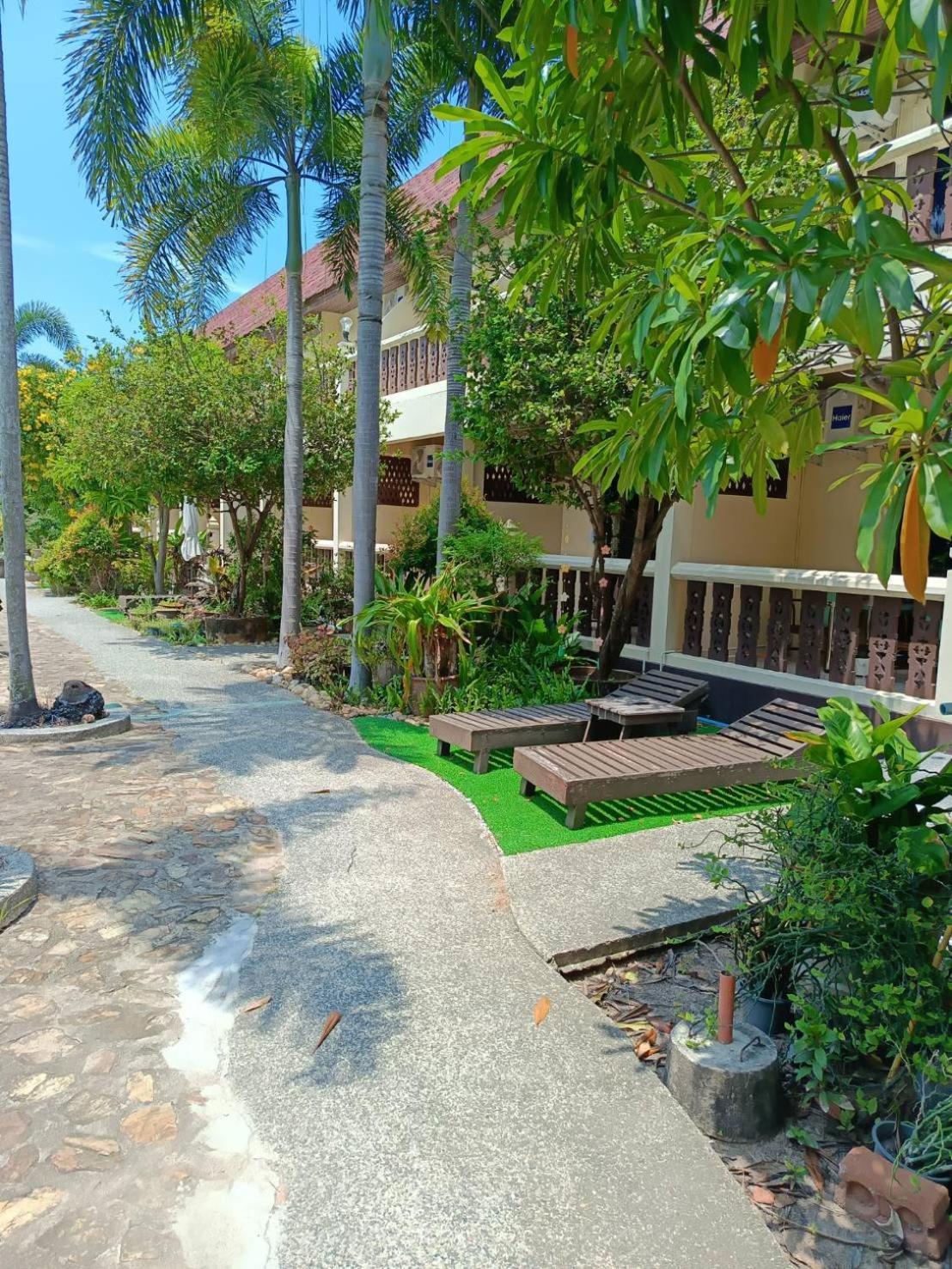 Ban Nam Mao Resort Na Chom Thian Eksteriør bilde